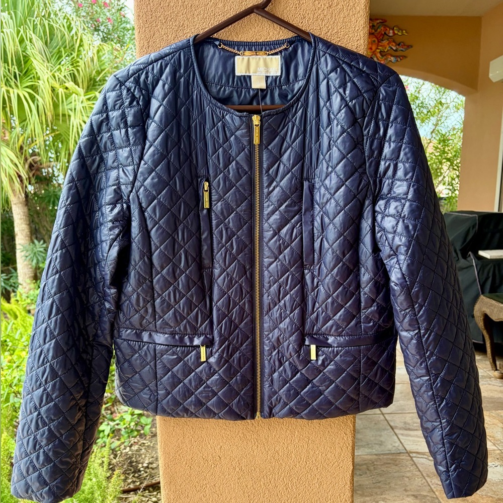 Classic Michael Kors Lightweight NAVY Jacket. Gold Zippers. SZ LARGE PETITE
